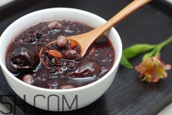 女性哪個(gè)部位最脆弱？女性吃什么養(yǎng)生？