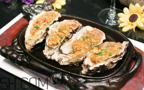 烤生蠔的做法及調(diào)料 臺山生蠔的營養(yǎng)價值 烤生蠔的做法及調(diào)料 臺山生蠔的營養(yǎng)價值