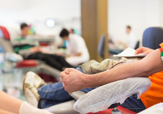 女人可以在月經(jīng)期獻血嗎？獻血可以在月經(jīng)期間嗎？