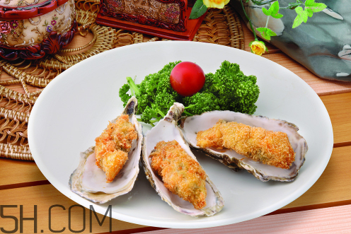 生蠔和雞蛋可以一起吃嗎？生蠔不熟可以吃嗎？