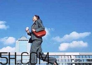 上班族怎么正確睡午覺？怎么正確的在公司睡午覺？