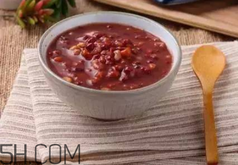 紅豆薏米可以放糖嗎？紅豆薏米加紅糖好還是冰糖好？