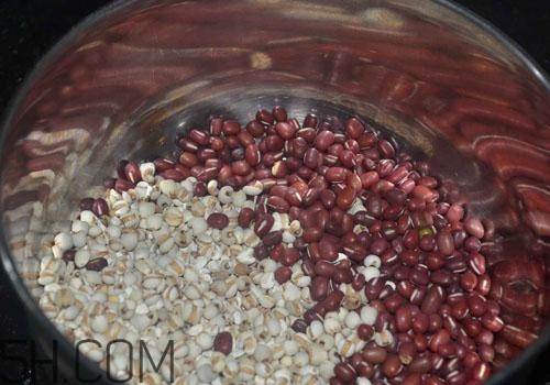 紅豆薏米加紅糖好嗎？紅豆薏米加紅糖的功效有哪些？