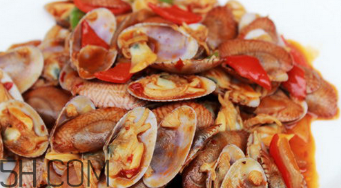 花甲用什么水泡比較好？死了的花甲能吃嗎？