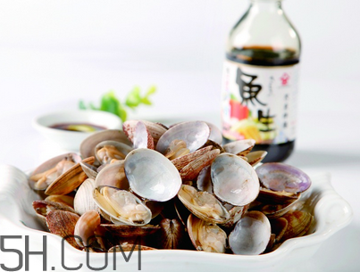 花甲需要焯水嗎？吃花甲不能吃什么？