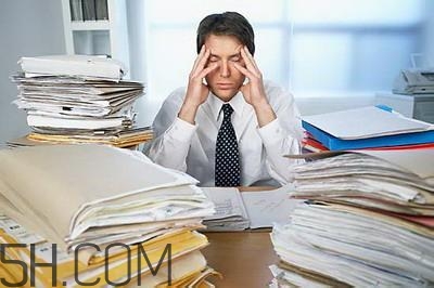 什么樣的人會得焦慮癥？焦慮癥如果不治會好嗎？