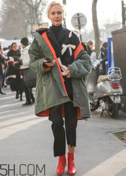 派克大衣搭配什么鞋子？派克大衣搭配鞋子圖片