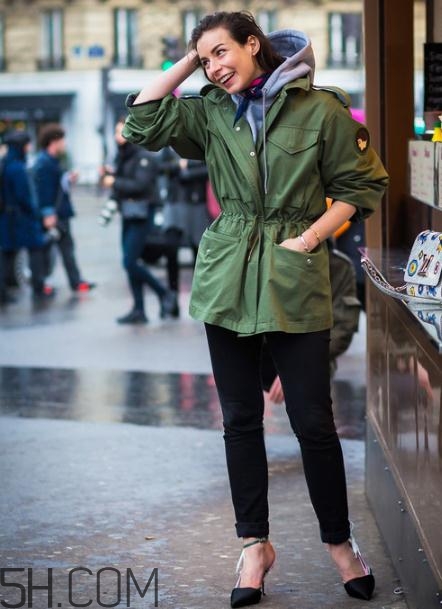 派克大衣搭配什么鞋子？派克大衣搭配鞋子圖片