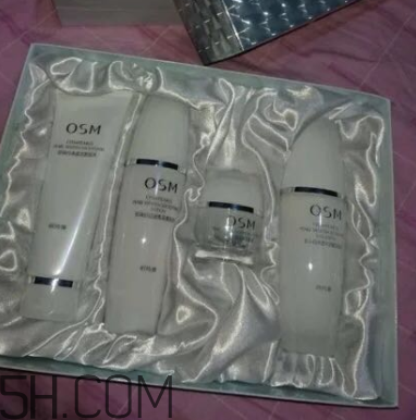 歐詩漫哪個(gè)套盒性價(jià)比最高？歐詩漫補(bǔ)水套盒與美白套盒對(duì)比