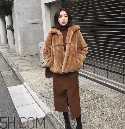 兔毛皮草掉毛嗎？兔毛皮草掉毛怎么處理？