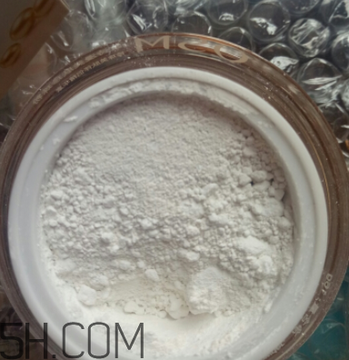 歐詩漫珍珠粉能美白嗎？歐詩漫珍珠粉使用心得