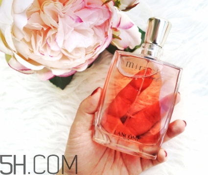 蘭蔻全新奇跡密語香水好聞嗎？蘭蔻全新奇跡密語香水香調(diào)