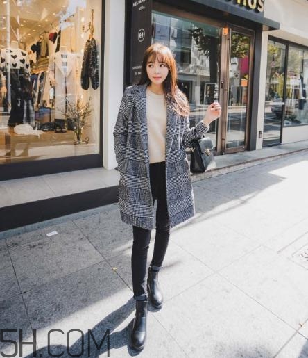 千鳥格大衣適合多大年齡？千鳥格大衣顯老嗎？