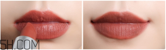 怎樣化妝遮黑眼圈眼袋 化了妝還這么喪？