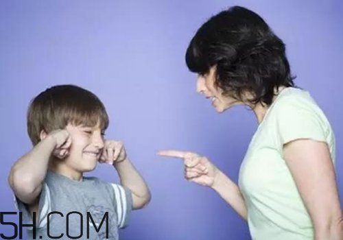 青春期焦慮癥的病因有哪些？患上青春期焦慮癥該怎么辦？