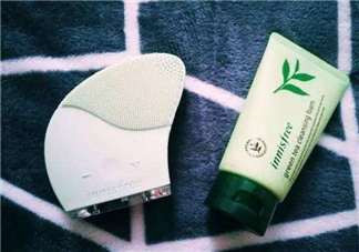 悅詩風(fēng)吟潔面儀一星期用幾次？悅詩風(fēng)吟潔面儀使用方法