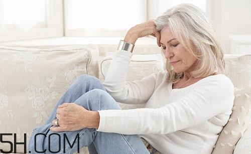 女性全身乏力是怎么回事？導致女性全身乏力可能患有什么疾??？