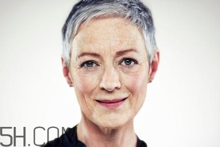 怎么預防皺紋的產生？導致皺紋的產生的原因有哪些？