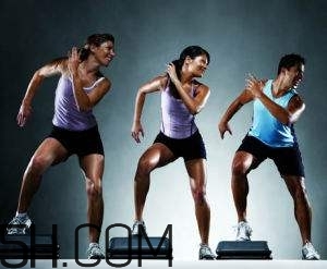 跳健身操流汗皮膚好嗎？運(yùn)動(dòng)流汗要注意什么？