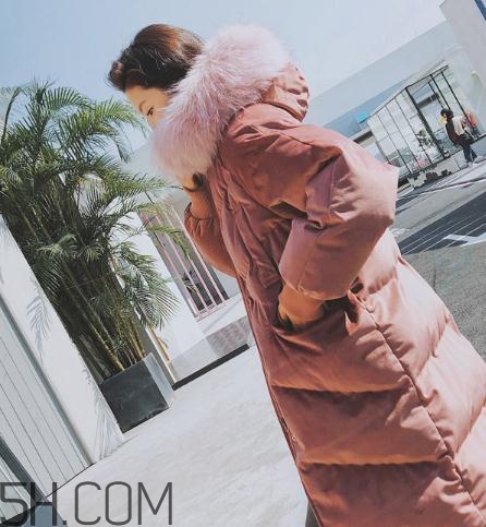 白鴨絨羽絨服多少錢？白鴨絨羽絨服600多貴嗎？