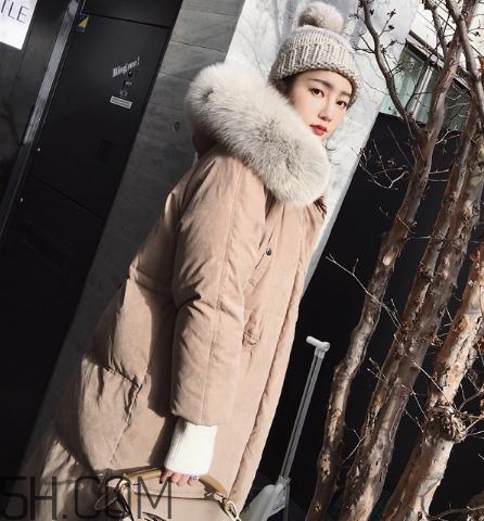 白鴨絨羽絨服保暖嗎？白鴨絨有味道怎么去味？