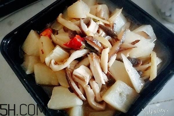 香菇和白蘿卜可以一起吃嗎？香菇和白蘿卜一起吃有什么好處？