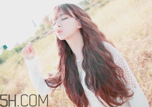 打完玻尿酸過幾天能喝酒？注射玻尿酸注意事項