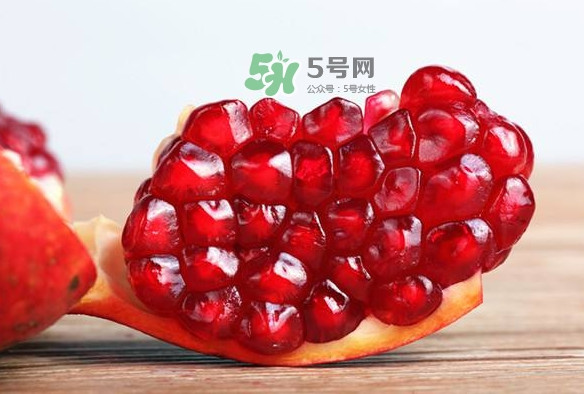 吃石榴籽有什么好處？吃石榴籽有副作用嗎？