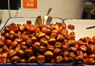 吃糖炒栗子的危害有哪些？吃板栗有什么注意的？
