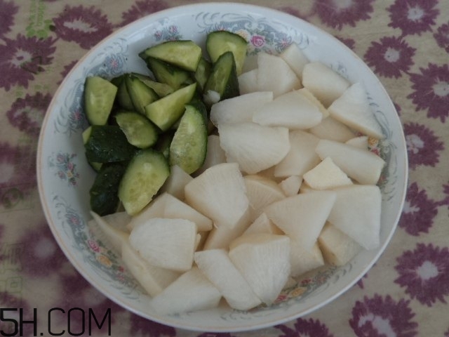 香菇和白蘿卜可以一起吃嗎？香菇和白蘿卜一起吃有什么好處？