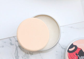 豬油膏和粉底液哪個先用？豬油膏和粉底液使用順序