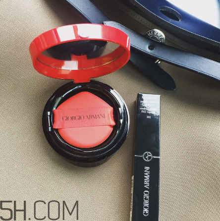 阿瑪尼小紅氣墊 香奈兒果凍氣墊 迪奧氣墊對比測評 阿瑪尼小紅氣墊 香奈兒果凍氣墊 迪奧氣墊對比測評