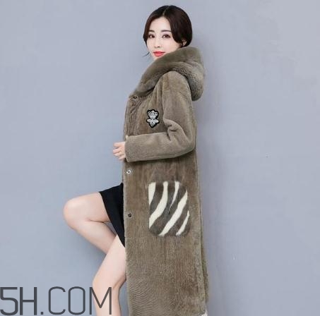 羊剪絨大衣怎么搭配？羊剪絨大衣搭配圖片