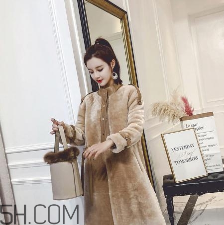 羊剪絨大衣會(huì)縮水嗎？羊剪絨大衣縮水怎么辦？