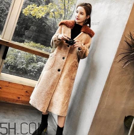 羊剪絨大衣會(huì)掉毛嗎？羊剪絨大衣掉毛怎么辦？