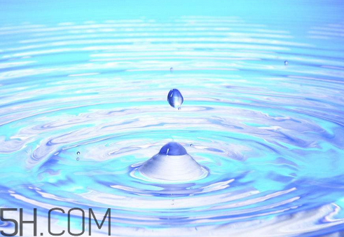 雙氧水是生理鹽水嗎？雙氧水是碘伏嗎？