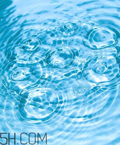 雙氧水會(huì)腐蝕皮膚嗎？雙氧水會(huì)揮發(fā)嗎？