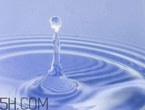 雙氧水會腐蝕銀耳釘嗎？雙氧水會腐蝕木板嗎？