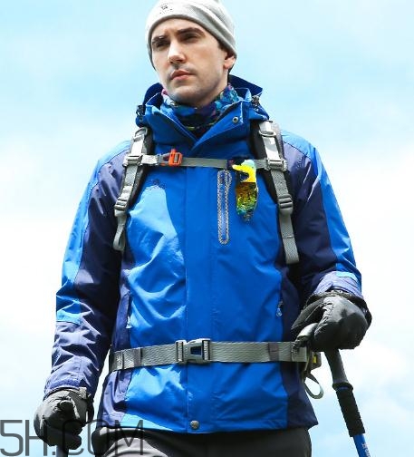 駱駝沖鋒衣多少錢？駱駝沖鋒衣貴嗎？