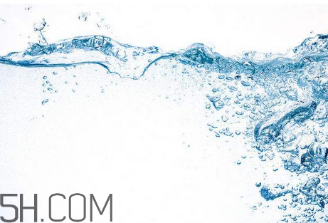 雙氧水能洗傷口嗎？雙氧水能祛痘嗎？