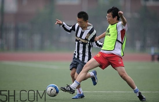 踢足球能減肥嗎？踢足球可以減肥嗎？