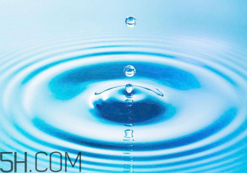 雙氧水能治牛皮癬嗎？雙氧水能去除血漬嗎？