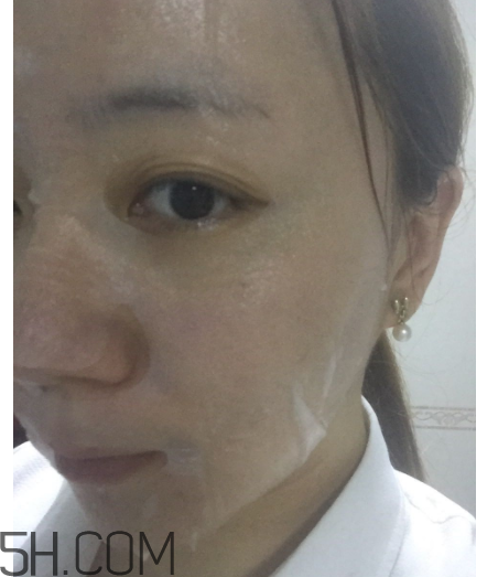 歐詩(shī)漫凍齡面膜是蠶絲面膜嗎 歐詩(shī)漫凍齡面膜功效