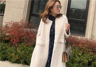 羊剪絨大衣怎么搭配？羊剪絨大衣搭配圖片
