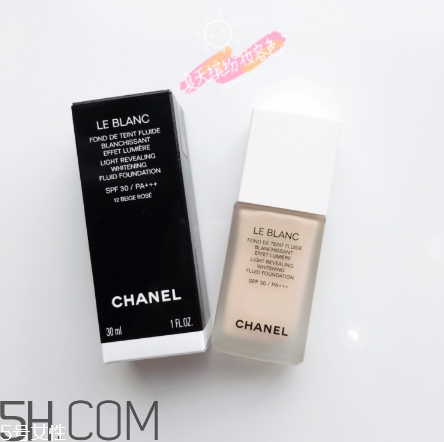 香奈兒臻白防曬粉底液好用嗎？香奈兒底妝產(chǎn)品使用感