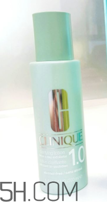 倩碧爽膚水哪個不含酒精？哪個適合敏感皮？