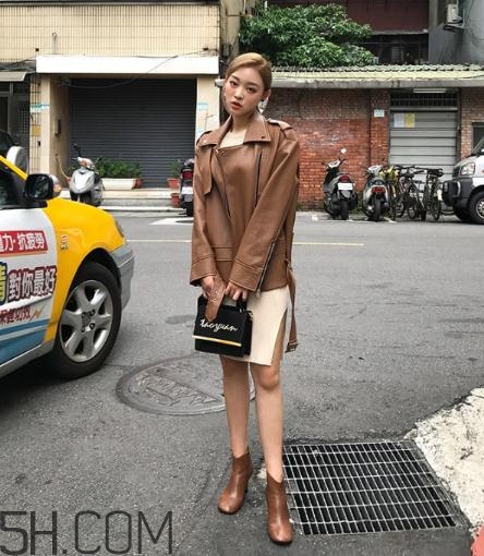 冬天穿裙子配什么鞋子？冬天穿裙子配什么鞋好看？