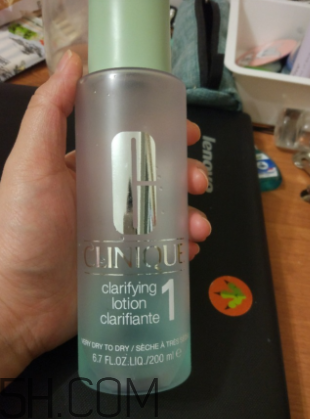 倩碧1號(hào)水與1.0號(hào)水有啥區(qū)別？哪個(gè)好用？