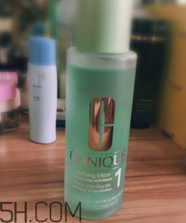 倩碧1號(hào)水與1.0號(hào)水有啥區(qū)別？哪個(gè)好用？