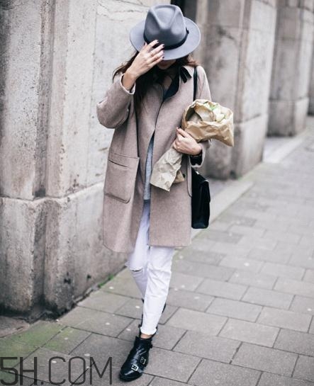 羊絨大衣搭配什么褲子好看？羊絨大衣搭配褲子圖片